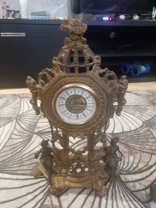 Каминни часовници