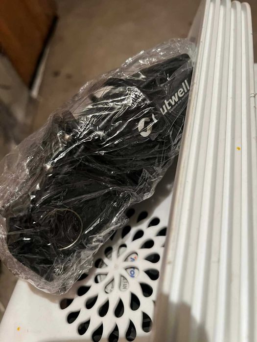 ХЛАДИЛНА ЧАНТА 20л12в и адапрер за 220 в