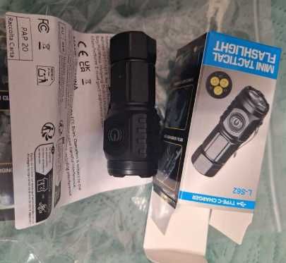 Lanterna cu acumulator, lungime 8,5 cm lumina foarte puternica