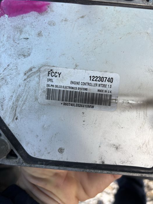 Компютър ECU за Опел Зафира 1.6 бензин 105 к Z16XEP
