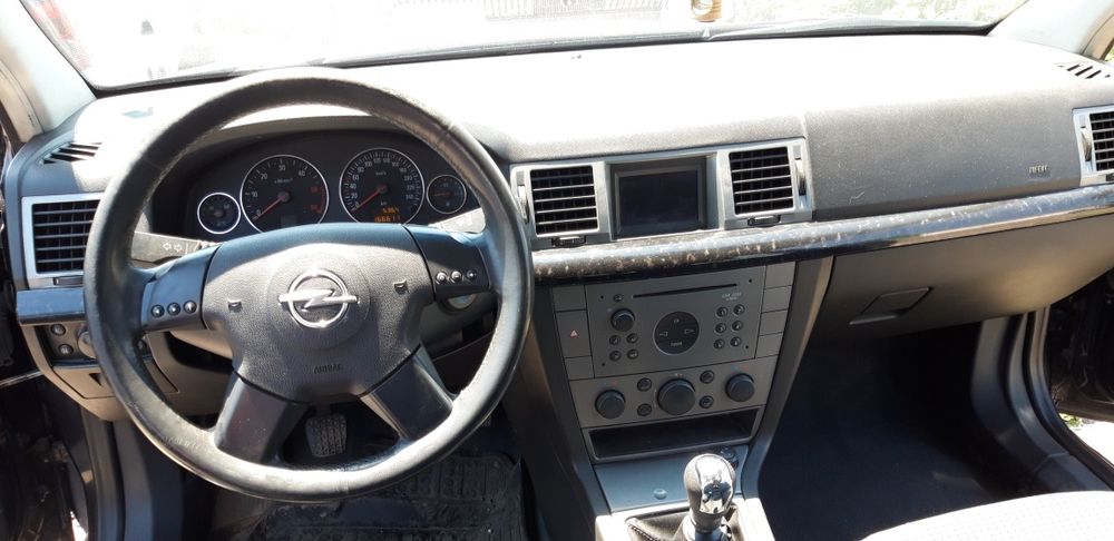 Opel Signum 2,2 DTI 2004