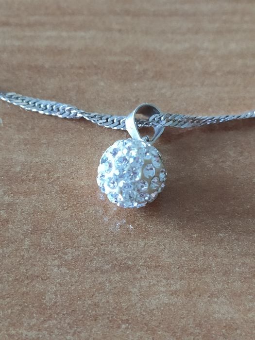 Сребърни колиета и сребърна гривна