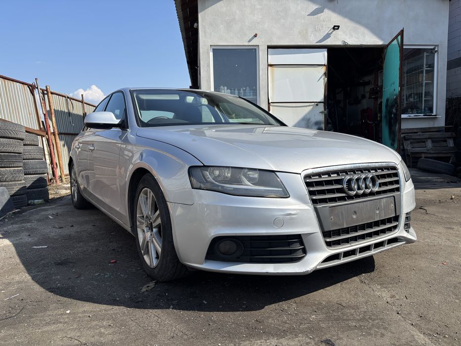 Dezmembrări, Dezmembrez Piese Audi A4 B8 Motor 2.0 TDI CAGB