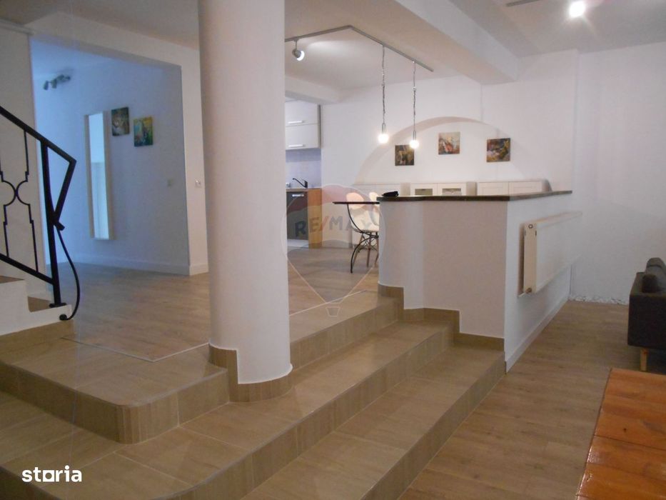 Clădire reprezentativă pentru afacerea dumneavoastră -zona Ștrand