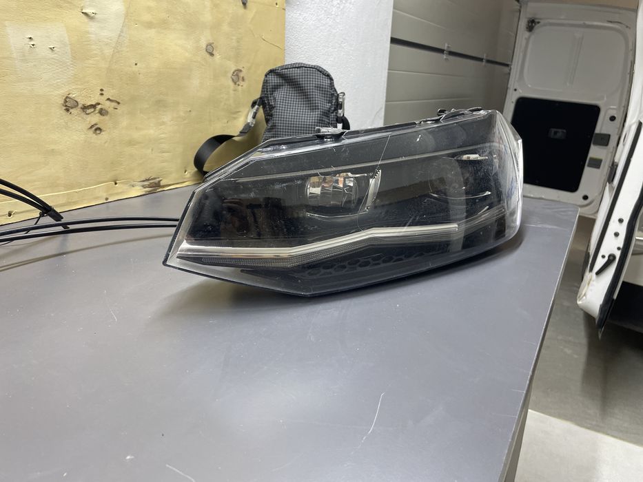 Фар за WV Polo Led 2G1941035H