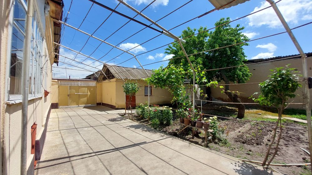 Уй сотилади Янги Тошкент тумани