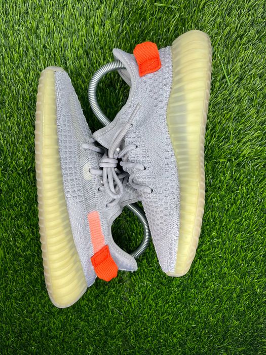 Adidas Yeezy Boost 350 V2 "Tail Light" Мъжки Маратонки