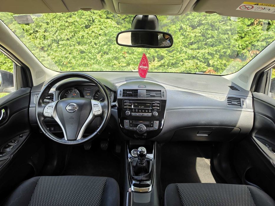 Продавам Nissan Pulsar 1.2