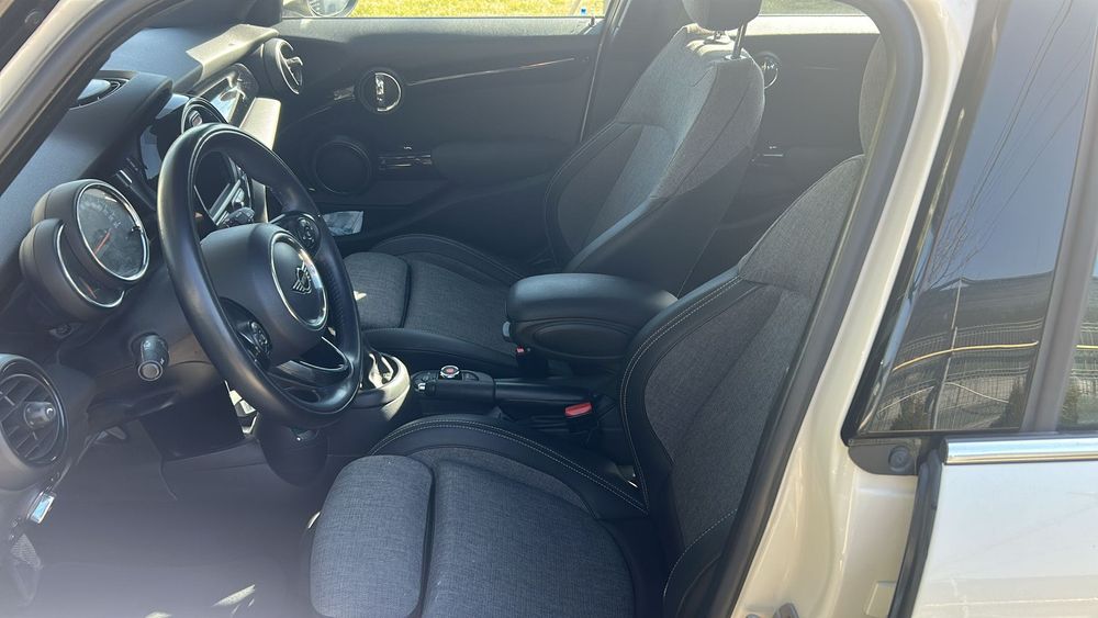 Vând Mini Cooper One