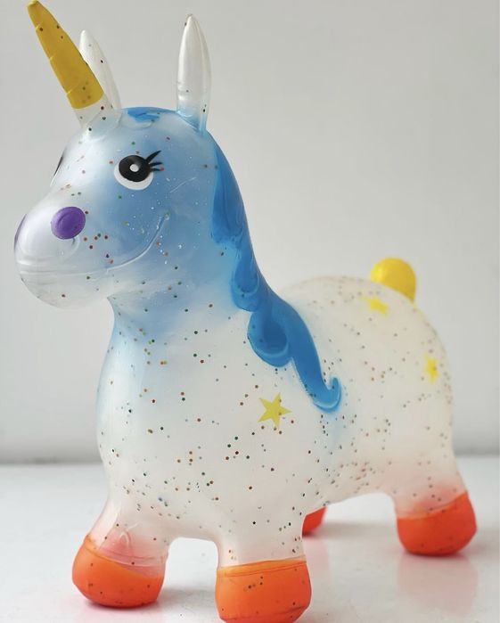 Прыгун Единорог надувной белый