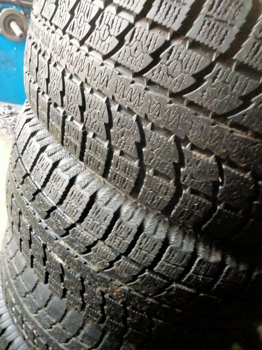 Продам шины 285/60/18