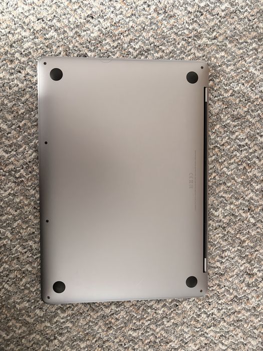 Macbook Pro M2 256GB 8GB MDM cu bypass