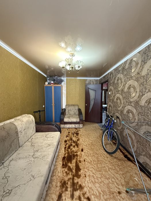 Продаётся трёкомнатная квартира