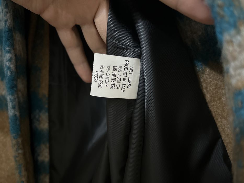 Пальто новое продаю