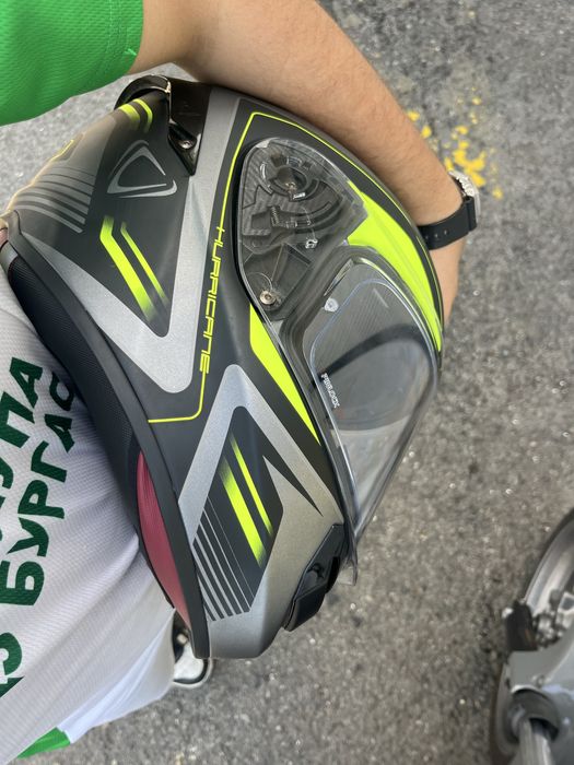 Каска mt hurricane