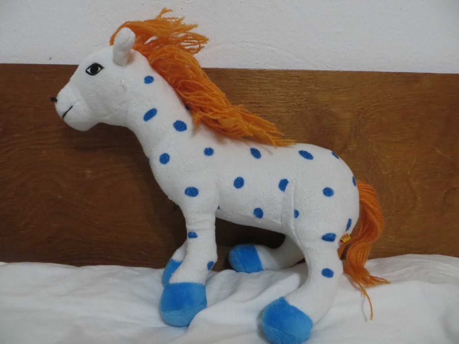 Играчки Маша,  господин Нилсон, кончето на Пипи, Силвестър и други