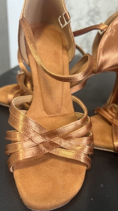 Туфли для танцев