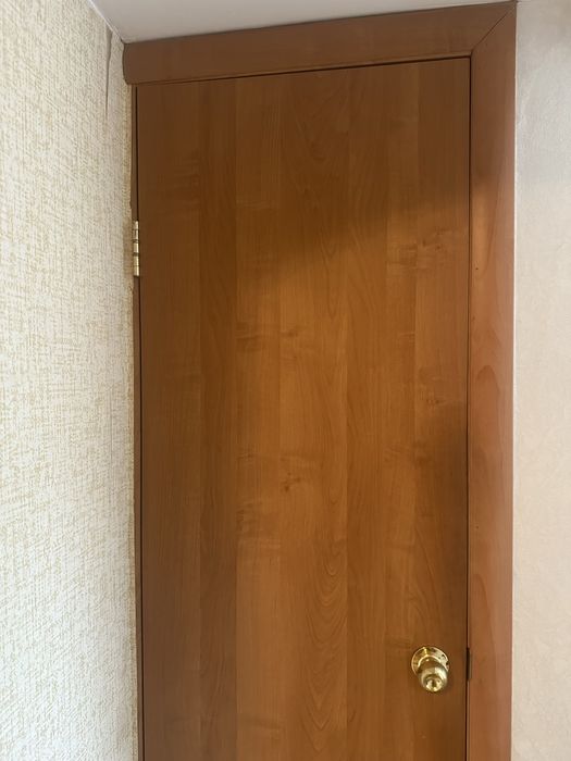 Продам двери межкомнатные