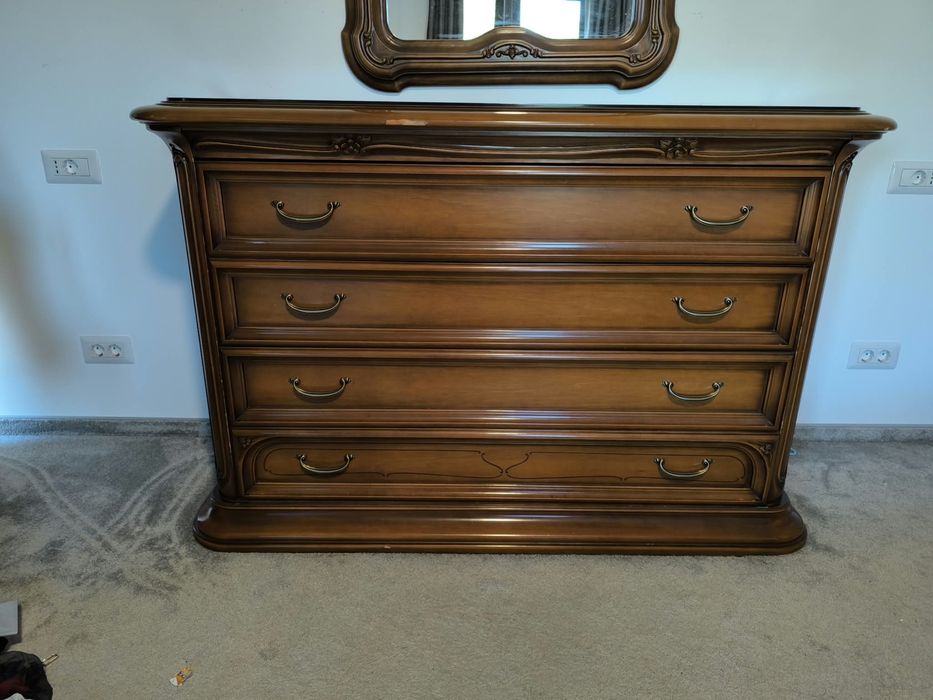 Mobilier camera lemn masiv