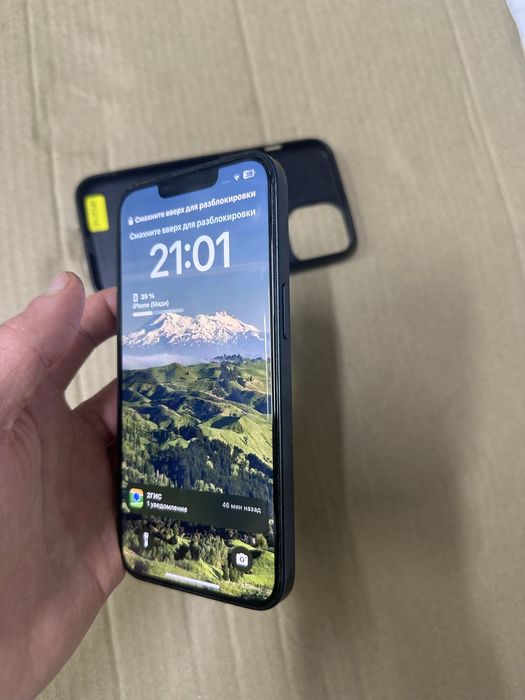 айфон 13  128 гб  в идеале