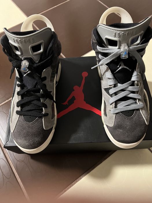 Vând Jordan AIR Retro 6 “smoke gray”, accept și unele schimburi