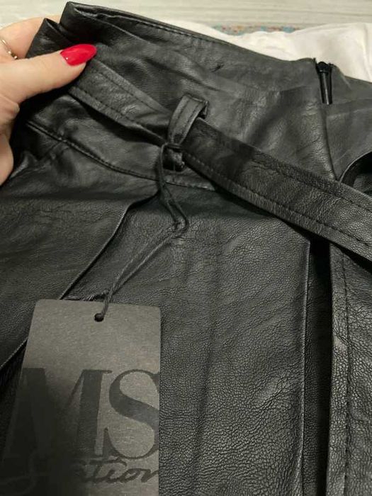 fusta de piele pentru dame