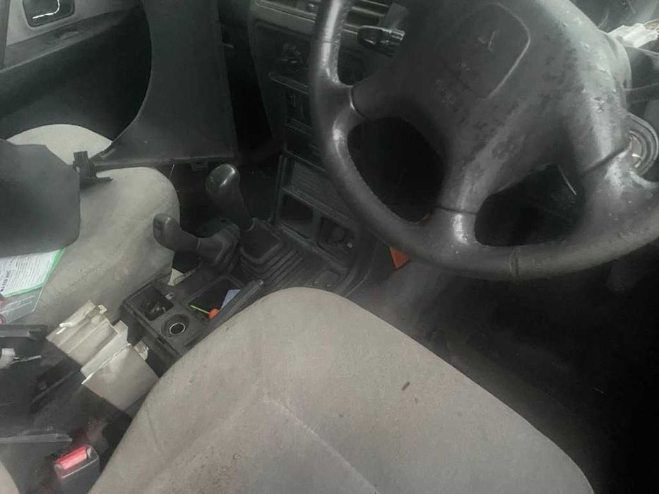 Мицубиши Паджеро 2.8 TDI 2800/ Mitsubishi Pajero 2.8 TDI 2800 на части