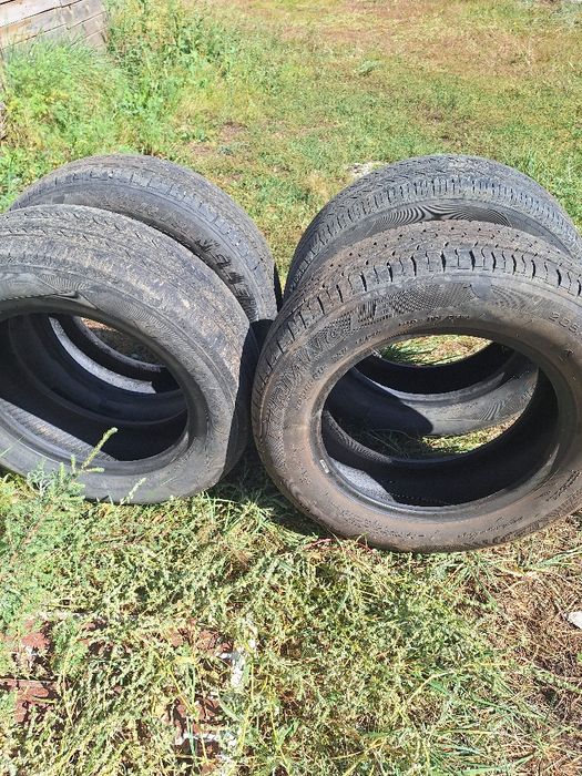 Продам шины 205/65/16