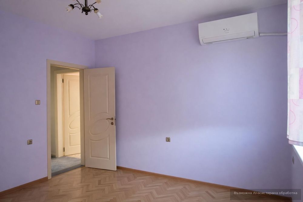 Дава се под наем Четиристаен апартамент в Пловдив, Център - 92 кв.м за 698.19 € - Снимка #4