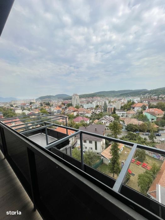Apartament de inchiriat, 3 camere, 120 mp, parcare subterana, zona Cri