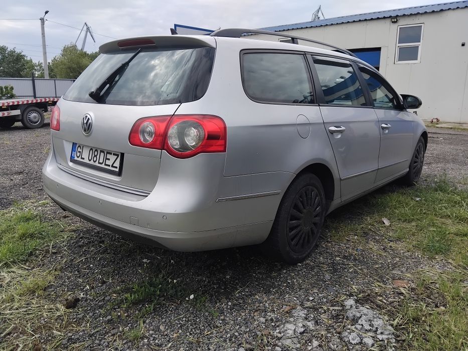 Vând sau schimb vw passat b6 cu Logan 2