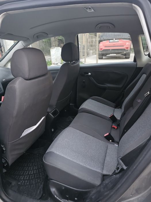 Продавам seat altea