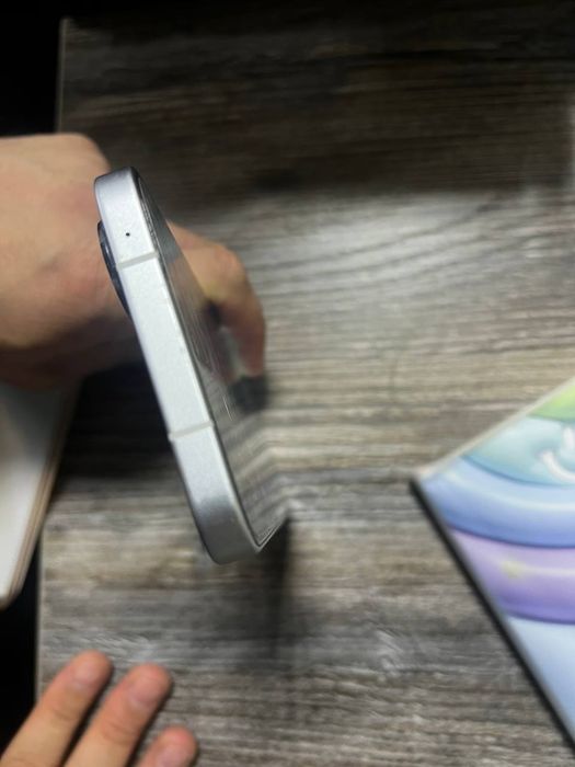 Продам Xiaomi Poco f7