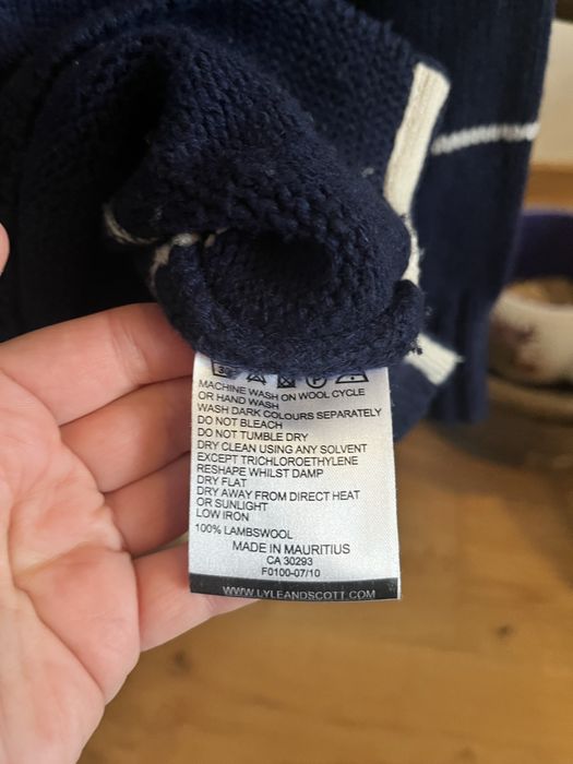 Pulover dama din lana 100% stare foarte buna!