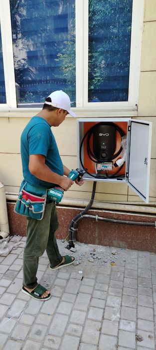 Установка зарядное устройство для Электромобилей.
7квт