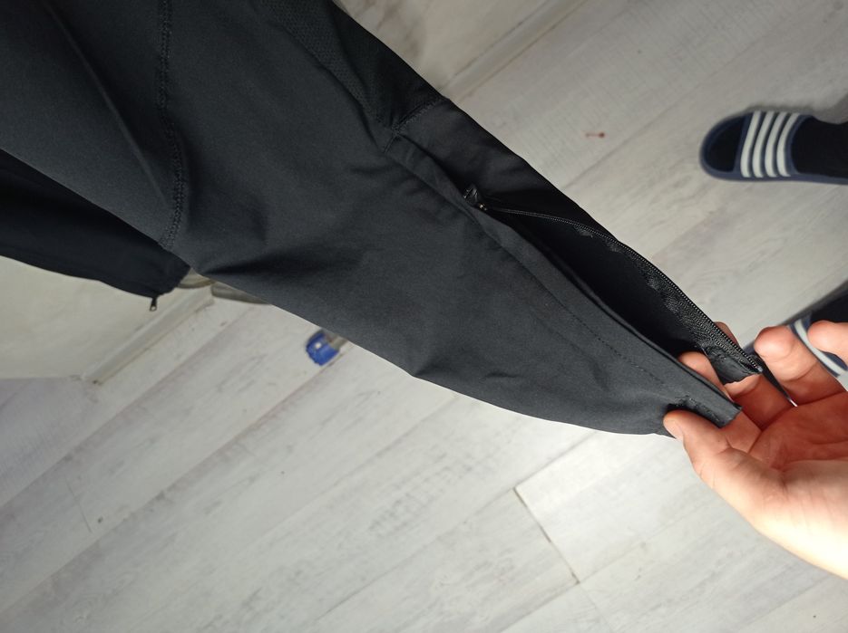 Pantaloni Jordan de sport negri