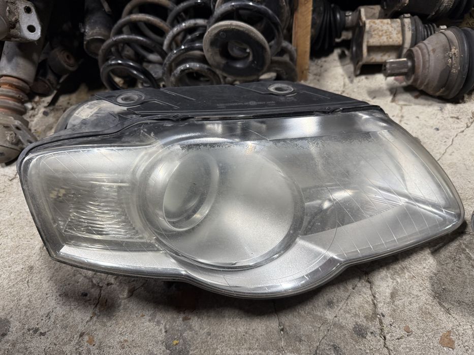 Фарове Passat B6 Valeo