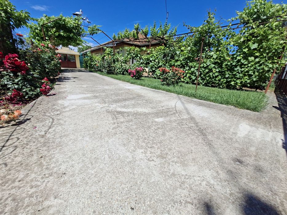 Casă 100mp Gradistea Ilfov teren 1000mp, Garaj, Beci, acces rapid A3