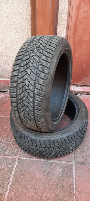 2 броя зимни гуми 225 45 17 Dunlop dot23