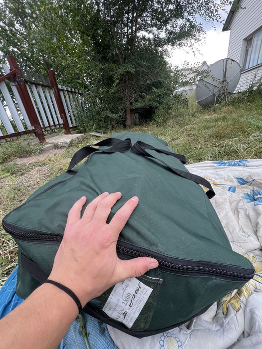 моторная лодка .