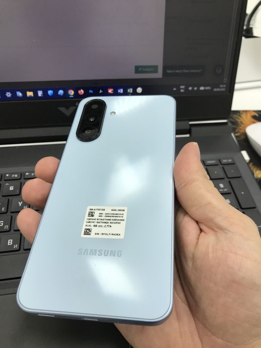 Смартфон Samsung galaxy A17 8/256 gb