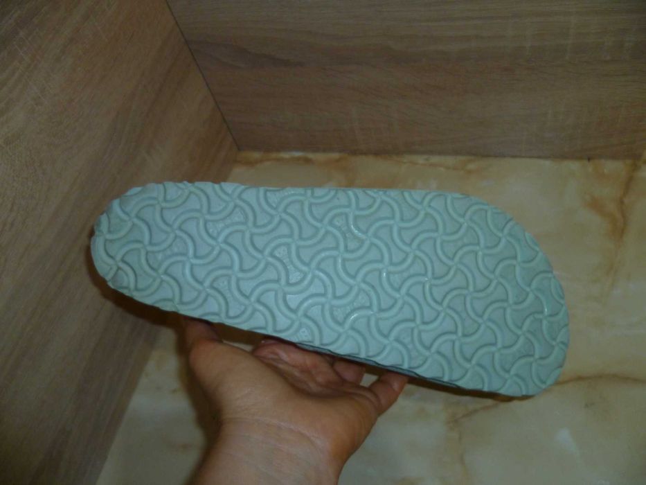BIRKENSTOCK джапанки №41