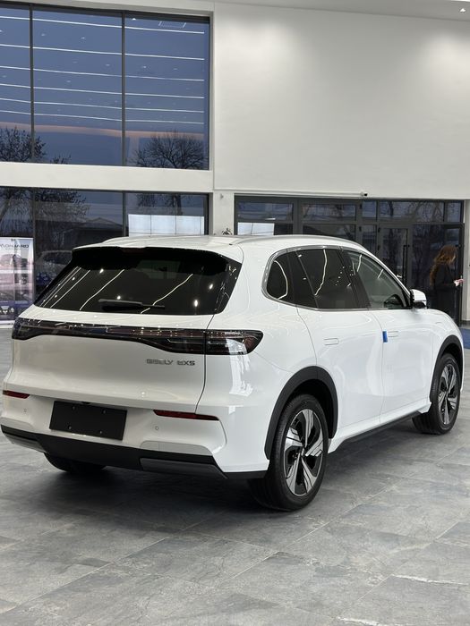 Geely ex5 Ev, toliq elekt 590 km zapas xod