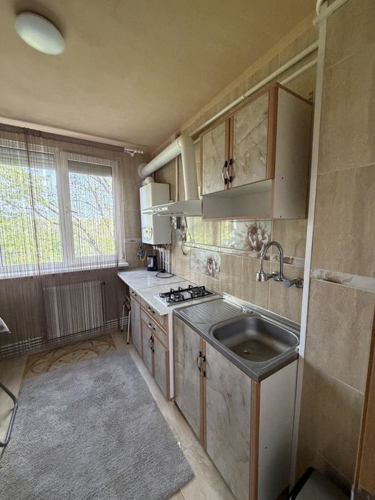 Inchiriez apartament 2 camere Tiglina 1 350€