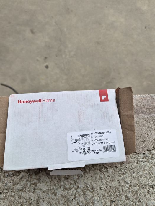 : Set Robinet Radiator H-Block + Cap Termostatic Honeywell, NOI/Sigilate