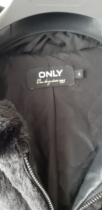 Haina de blana Only neagra superba L