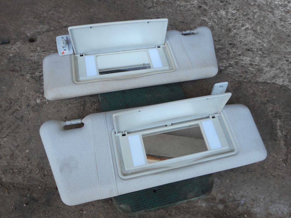 Подлакътници сенници и жабки от Мерцедес