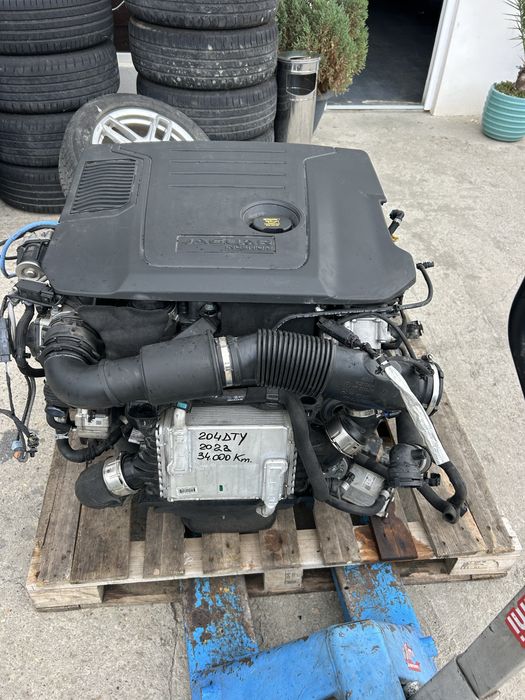 Motor Jaguar F Pace 204 DTY stare foarte bună 33000 km