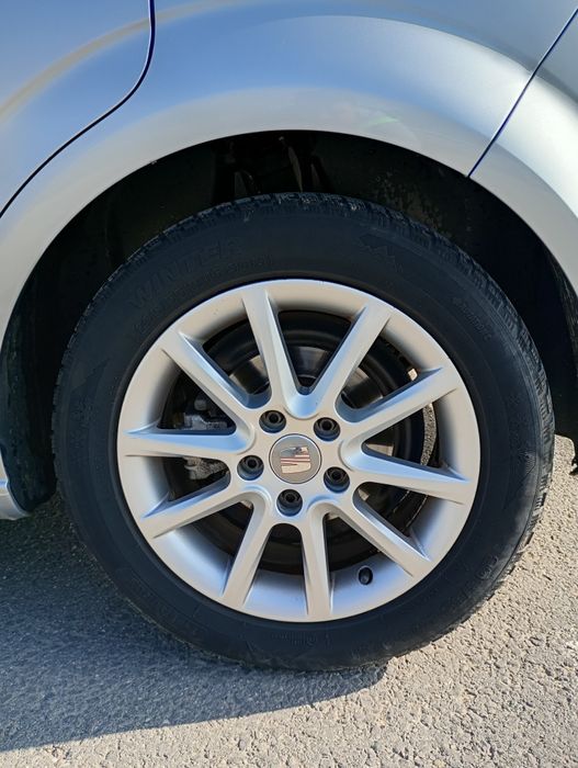 Vând Seat Leon 2011