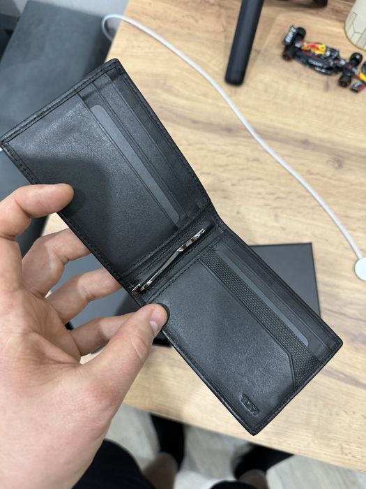 Бумажник TUMI (зажим для купюр)